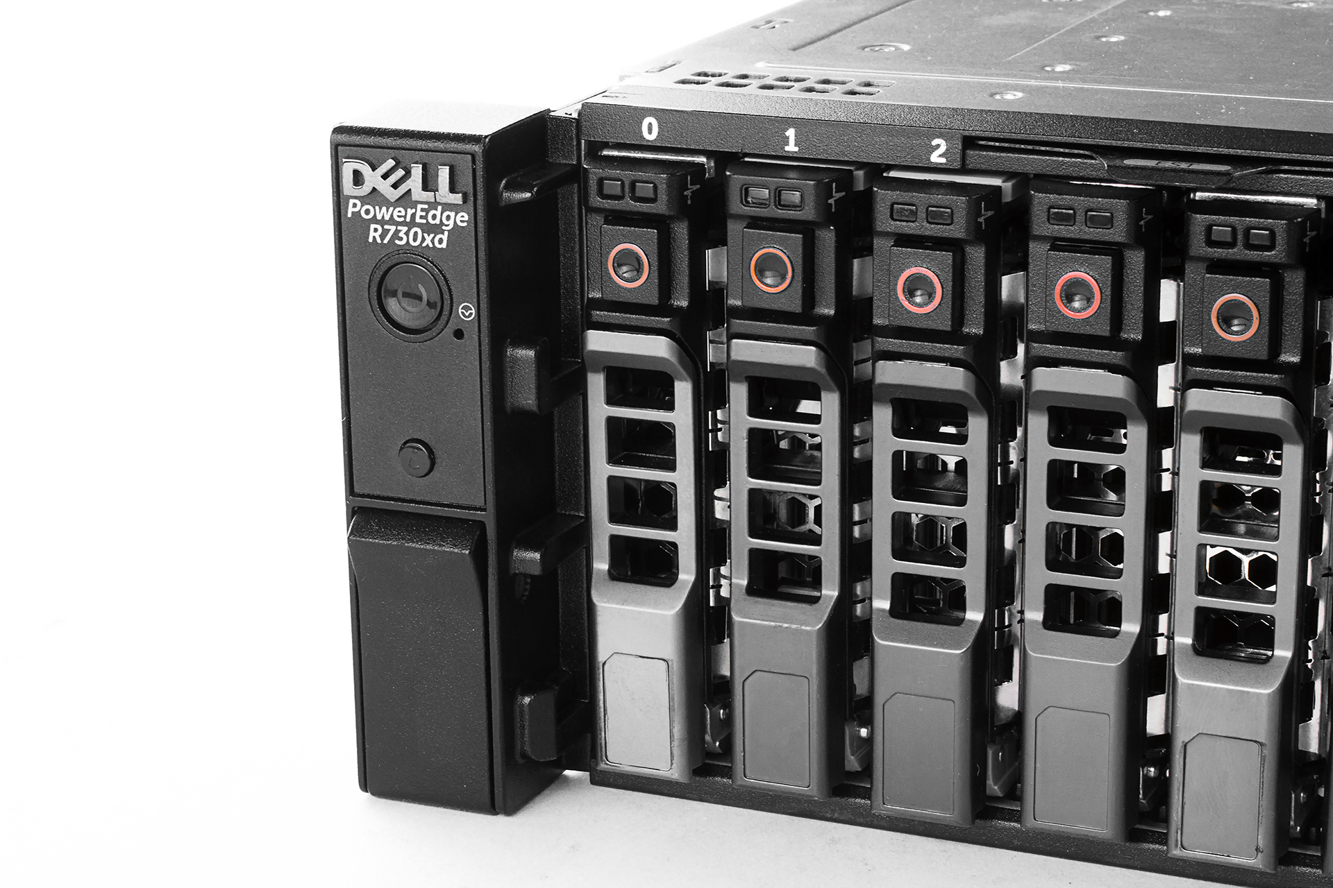 Dell PowerEdge R730 v4 32-Core 2.10 GHz 1.92 TB SSD | Czech-Server